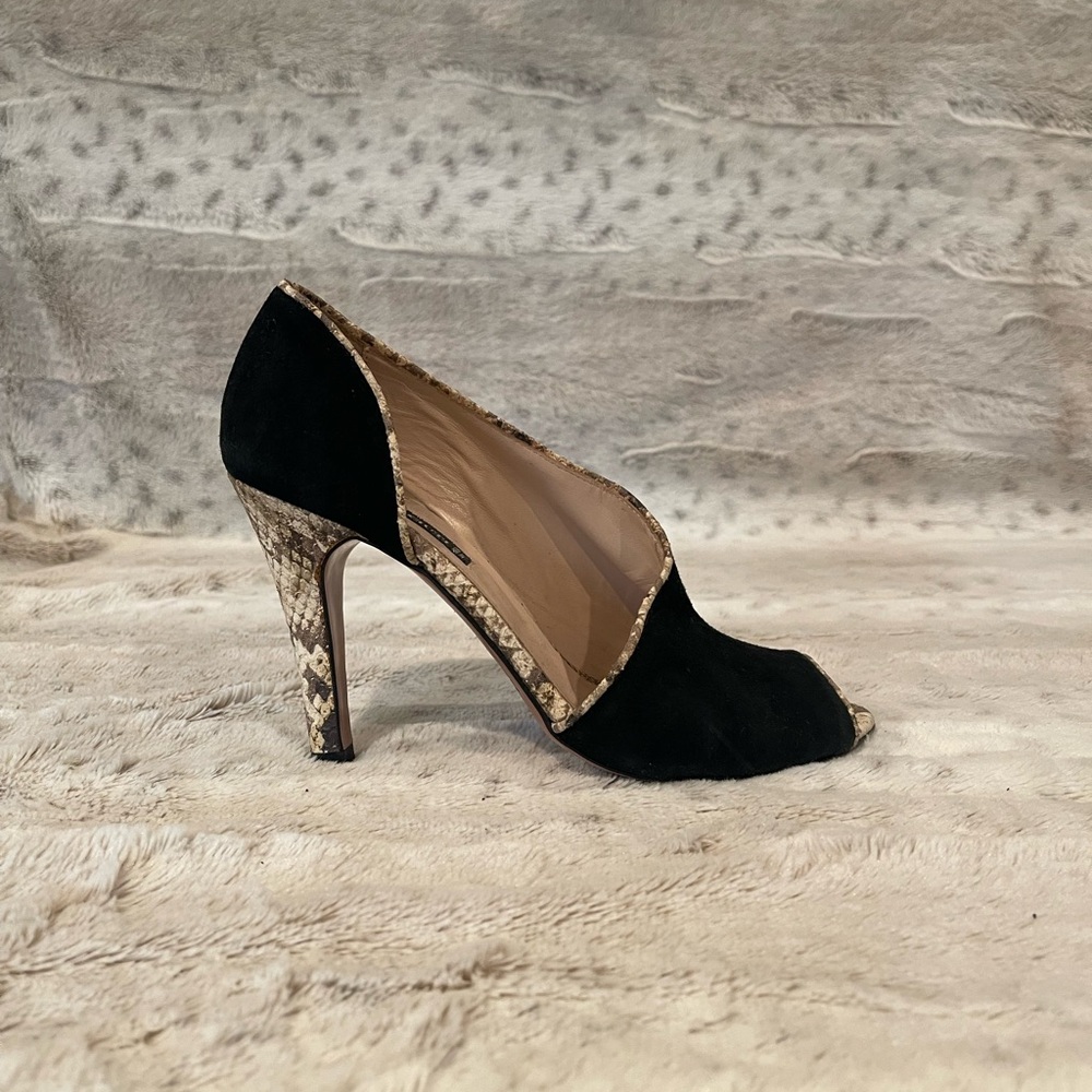 Claudia Ciuti Black Suede & Snakeskin Heels – Size 7M